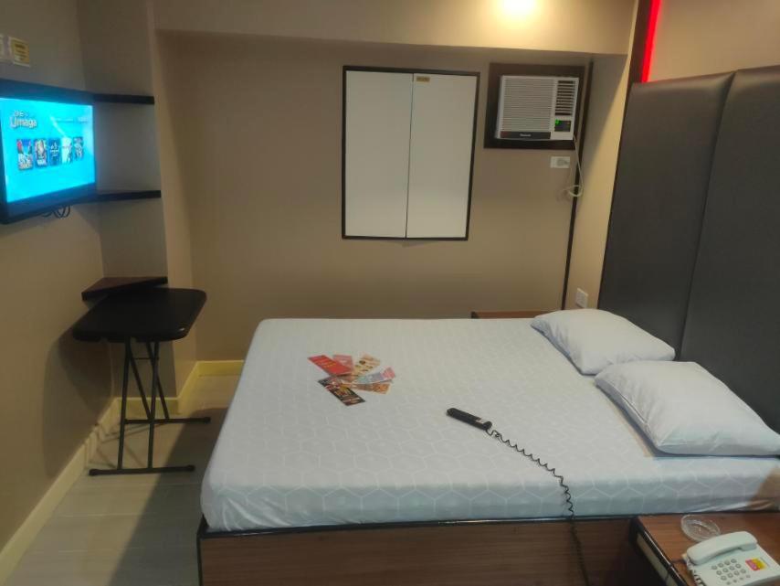 Paranaque City Hotel Sogo Macapagal מראה חיצוני תמונה