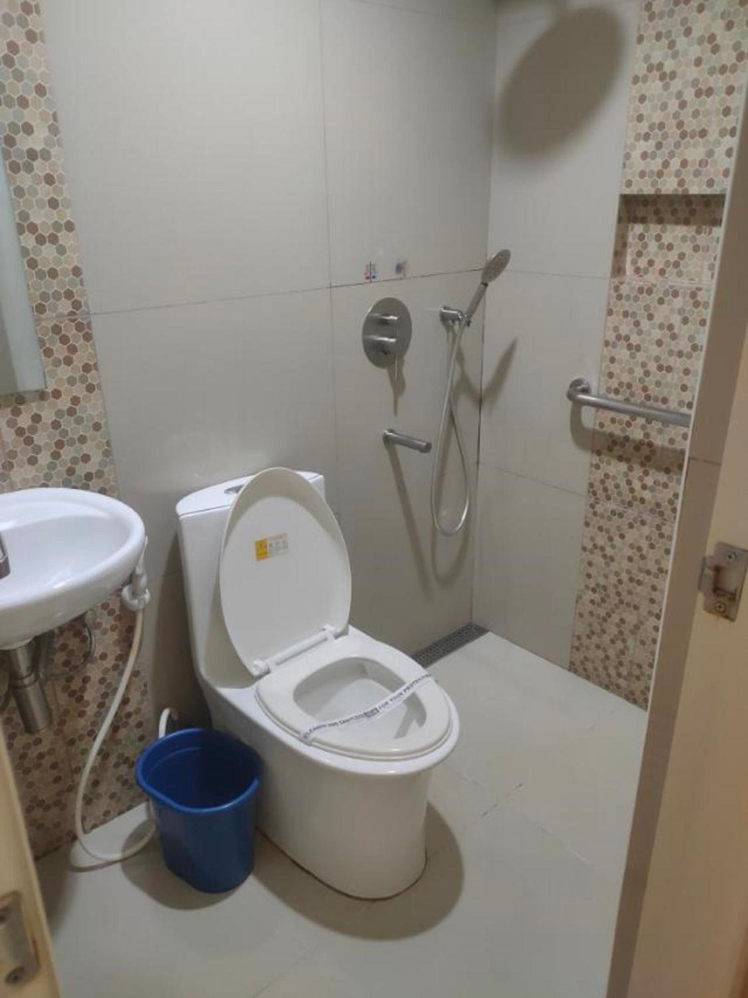 Paranaque City Hotel Sogo Macapagal מראה חיצוני תמונה